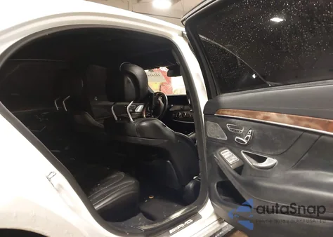 2014 Mercedes-Benz S63Amg z USA, uszkodzony, nr VIN WDDUG7JB0EA035375